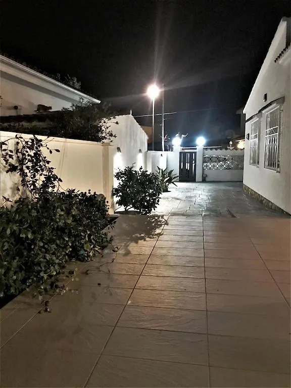 别墅 Empurialola - Casa Todo Confort, Con Piscina, Cerca De La Playa Y Centro - 131 艾姆布里亚布拉瓦