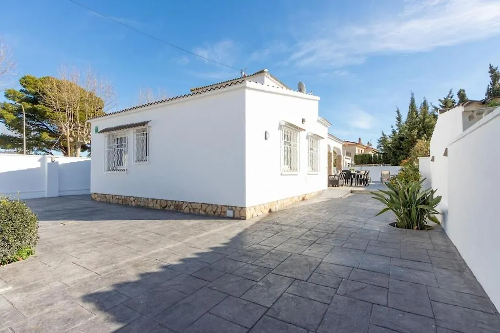 Empurialola - Casa Todo Confort, Con Piscina, Cerca De La Playa Y Centro - 131 艾姆布里亚布拉瓦 0*,  西班牙